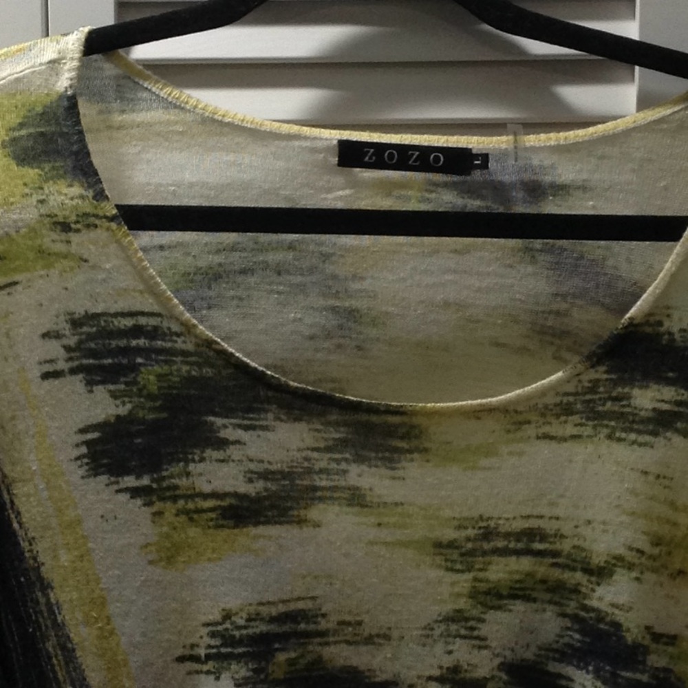 Tunic Top - Picture 2 of 3